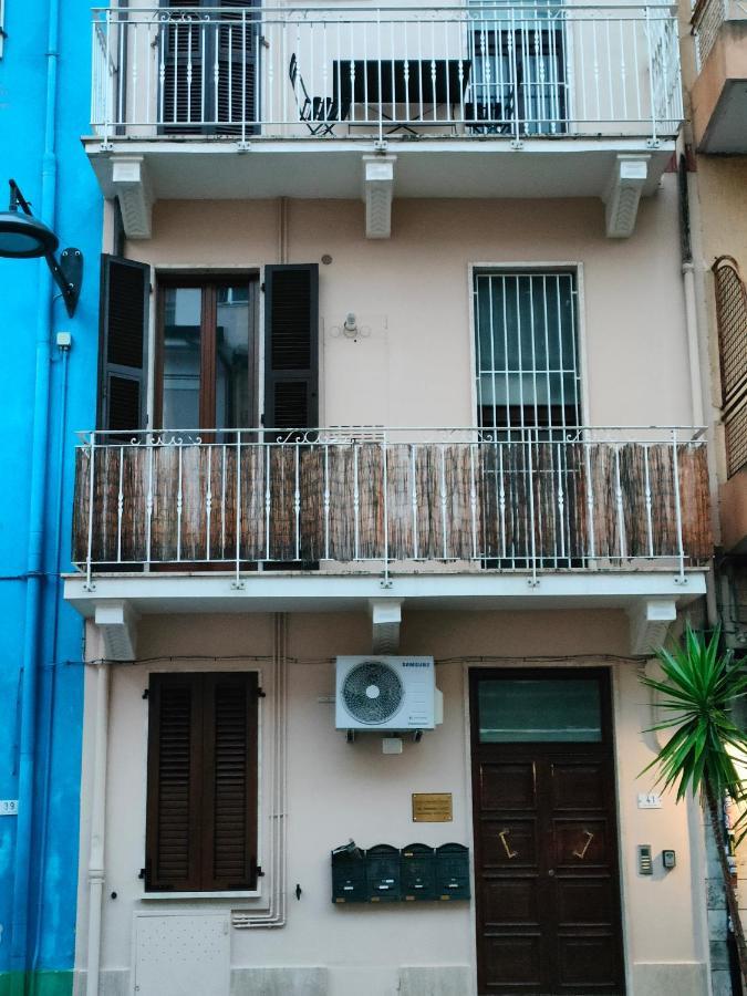 Da Ale E Cate - In Centro A San Benedetto Appartement San Benedetto del Tronto Buitenkant foto